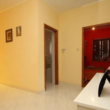 In With Sea View, Terrace, Air Conditioning, Wifi Kali