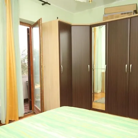 In With Sea View, Terrace, Air Conditioning, Wifi Kali