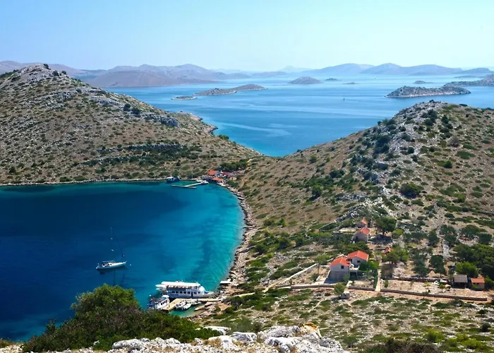 Appartement In With Sea View, Terrace, Air Conditioning, Wifi