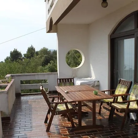 In With Sea View, Terrace, Air Conditioning, Wifi Lägenhet *