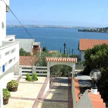 In With Sea View, Terrace, Air Conditioning, Wifi Lägenhet Kali
