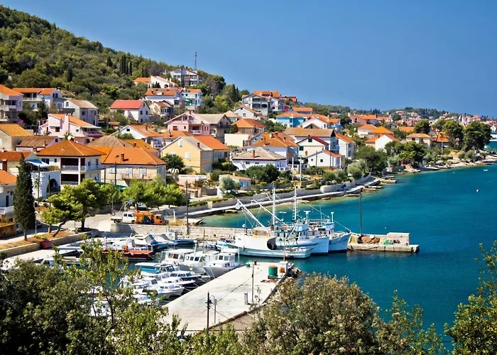 In With Sea View, Terrace, Air Conditioning, Wifi