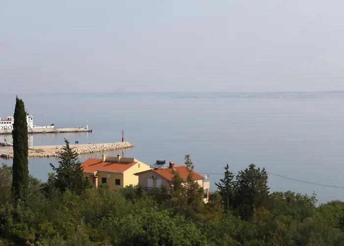 In With Sea View, Terrace, Air Conditioning, Wifi Kali